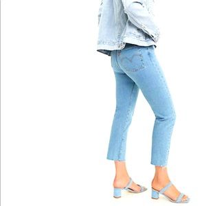 NWOT Levi’s Wedgie Jeans